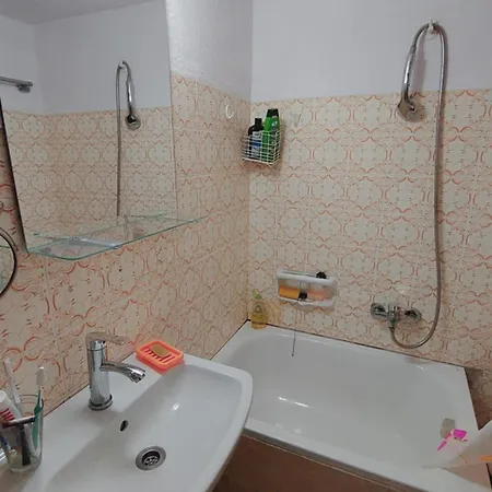 Diamerisma 瑙萨玛西亚斯